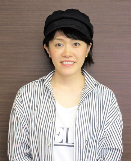 星由希子先生